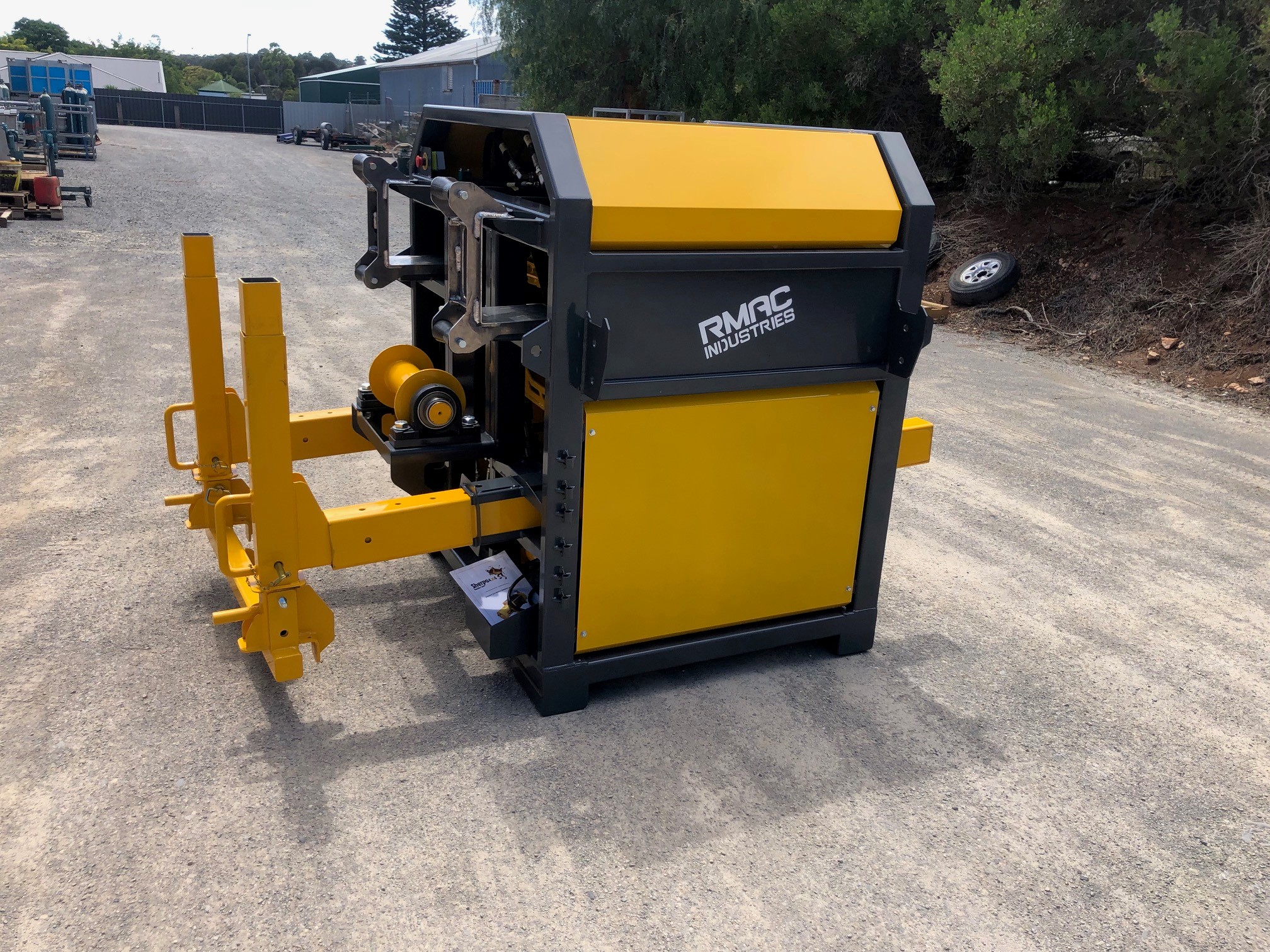 Mechanical design — cable puller assembly